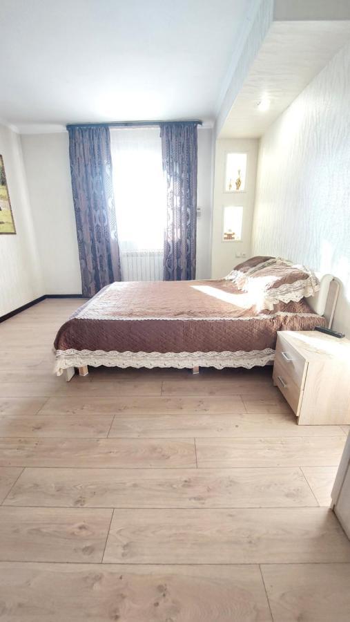 Astina Hotel أستانا المظهر الخارجي الصورة