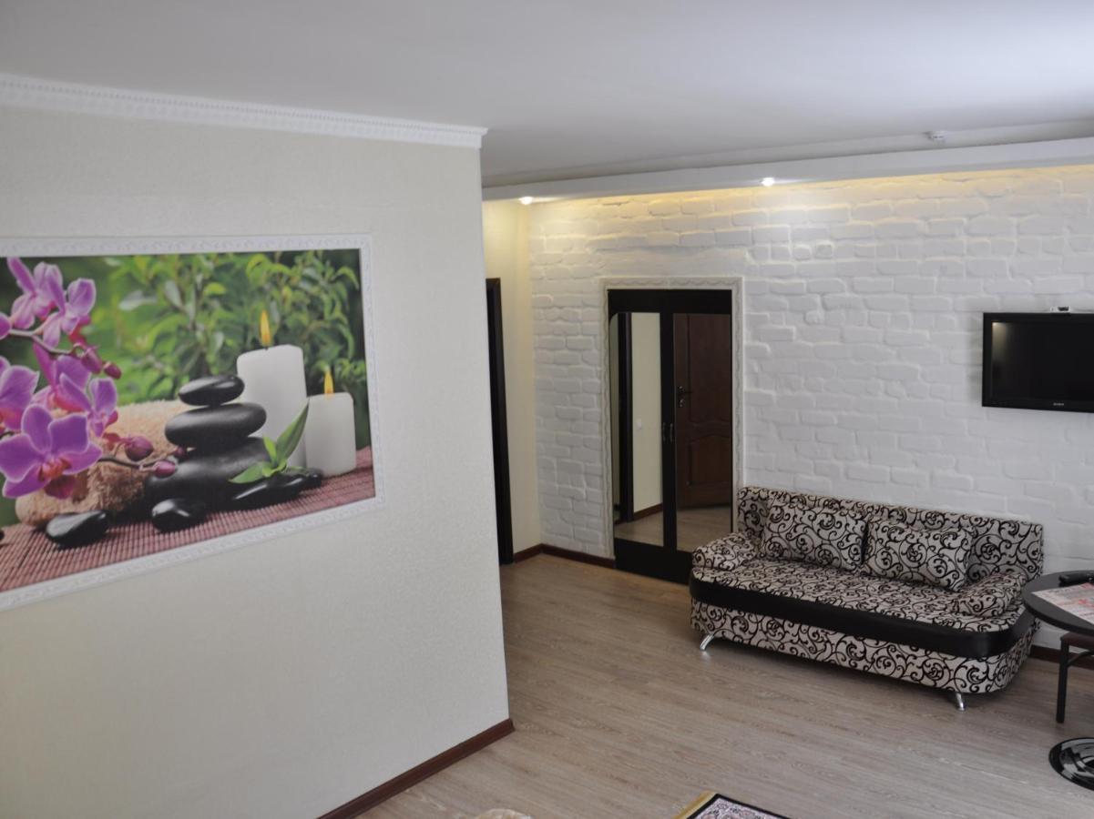 Astina Hotel أستانا المظهر الخارجي الصورة