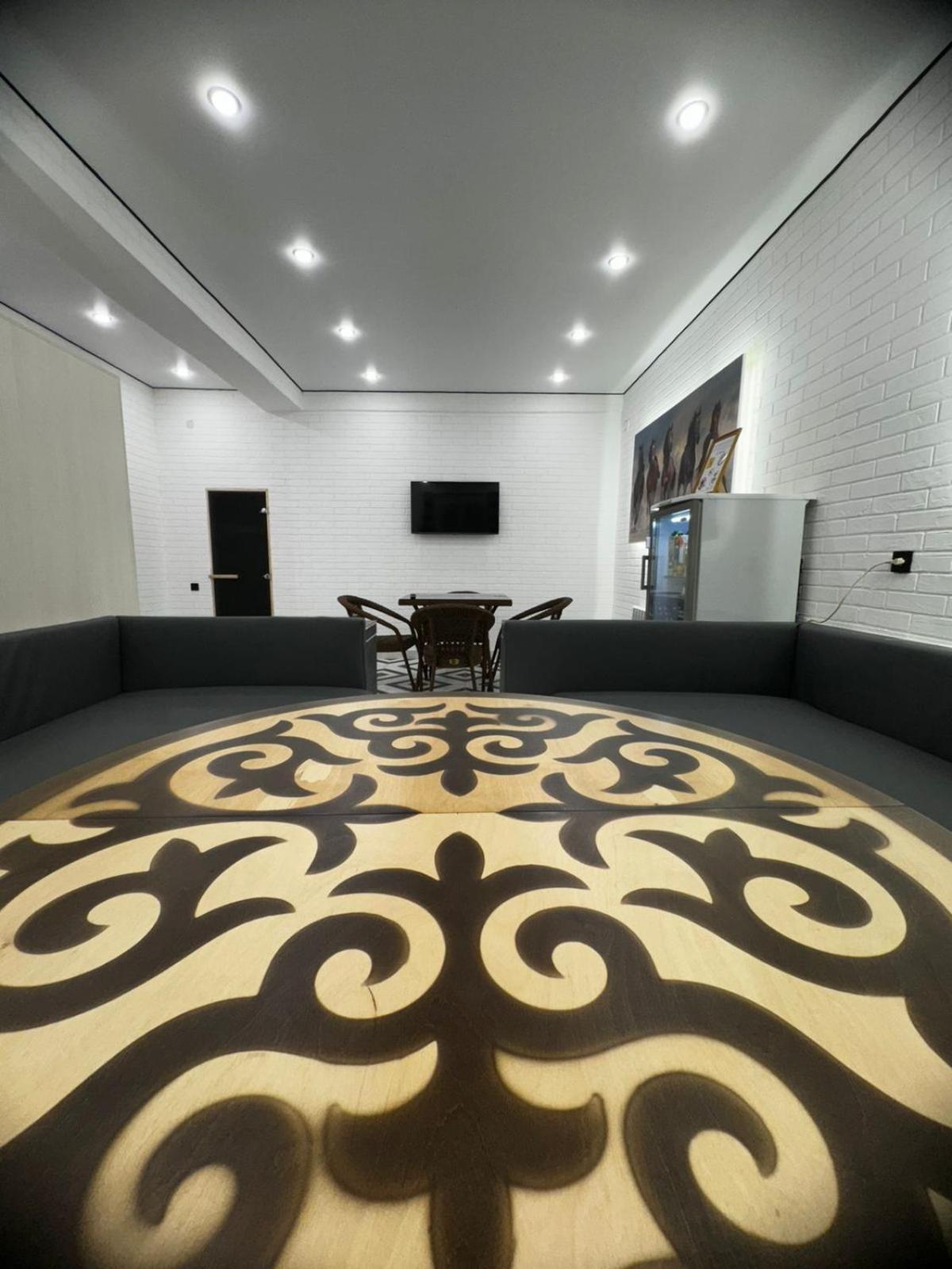 Astina Hotel أستانا المظهر الخارجي الصورة