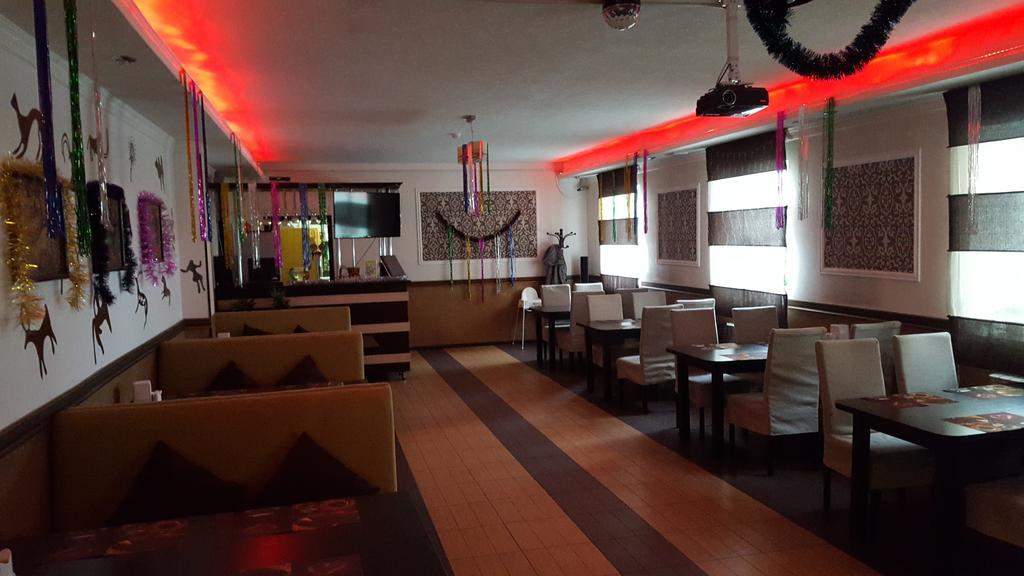 Astina Hotel أستانا المظهر الخارجي الصورة